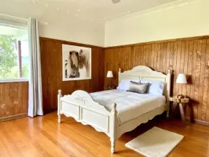 Kenilworth Farmhouse