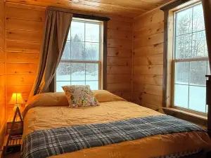 NEW Long Lake, Aroostook County: Charming & convenient 2-BR cottage!