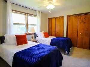 If you are looking for a great accommodation for your upcoming Illinois getaway!