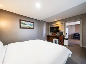 Gongju Hotel Geumgang