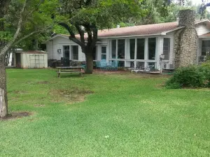 Constant-Level Lake LBJ - 3 Br Sleep 12