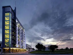 Roomz Hotel
