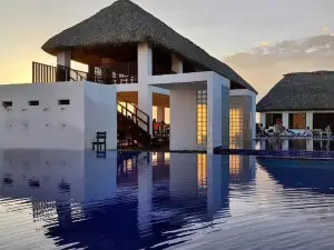 Hotel Maya Jade