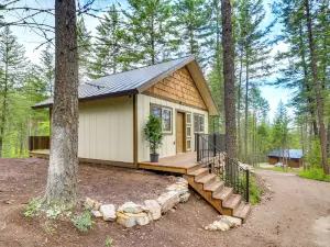 Dreamy Montana Cabin: Short Drive to Flathead Lake