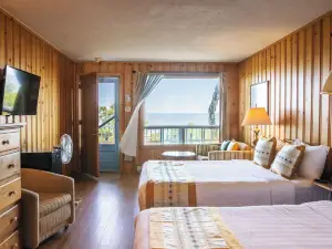 Hotel la Roche Pleureuse