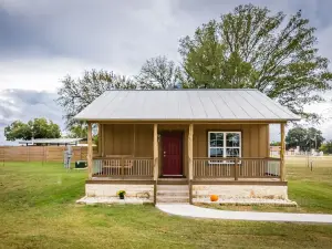 Vineyard Trail Cottages- Adults Only