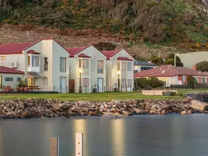 Stanley Village Waterfront Accommodation