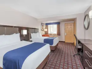 Days Inn by Wyndham Woodbury Long Island