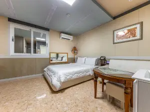 Yugu Wa Self Check-in Hotel (Building Da)