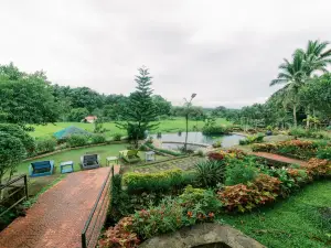 Samkara Restaurant and Garden Resort