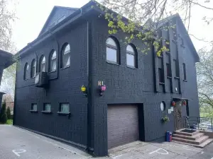 Very Bad Hootel