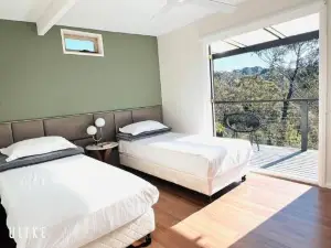 The Mountain View Cottage in Leura