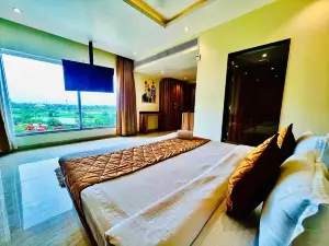Platinum Hotel
