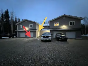 New cute clean 4plex w/game rm, centrally located between North Pole & Fairbanks