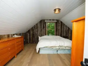 Camp Quality Time on Wilson Lake 3-bedroom, hot tub