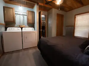Hillbilly Hideaway at Wolfpen Gap