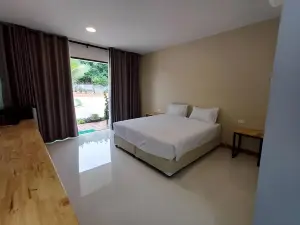 Hom Sawat Village Resort
