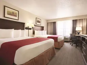 Country Inn & Suites by Radisson, Moline Airport, IL