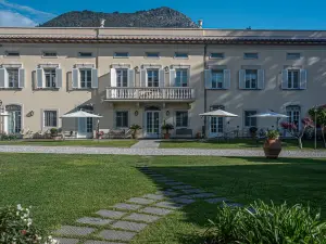 Villa Del Papa