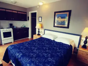 River Heights Motel