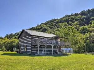 Rogersville Barn Apartment on 27 Acres w/ Pond!