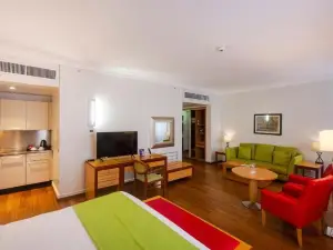 โคโคส โรงแรม แอนด์ การ์เดนส์