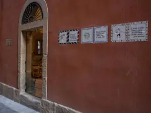 La Casa Del Miracle
