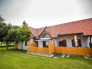 Golf Apartment