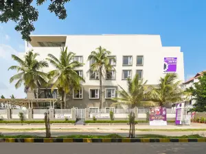 Emerald Clarks Inn Suites