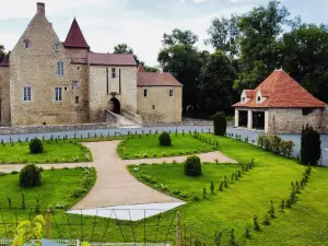 Château de la Mothe - Gîte Guillaume de BEAUJEU