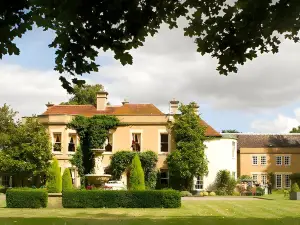 Woodland Manor Hotel