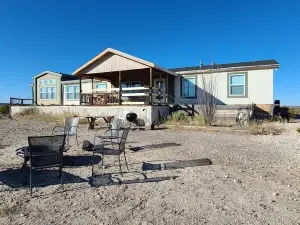 Epic star gazing & 360 views of Big Bend high desert.