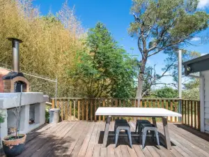 Charming house with city views