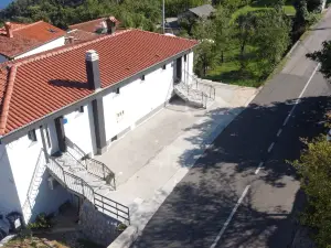 Luxury Lovran Apartments with Swimming Pool