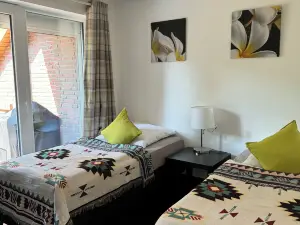 モダン ハウス ゲールデン コンタクトレス ガーデン