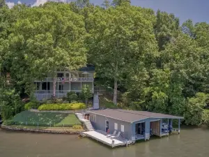 Breathtaking Views and Boathouse Access - Charming Lake Escape
