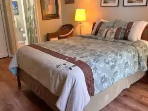 Turtle Bay Primrose ta-016722124801 1 Bedroom Condo by RedAwning
