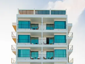 Port Marina Hotel