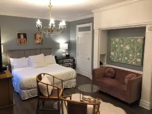 디 인 앤드 스파 앳 비콘