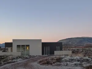 Kerbyggd: Luxury House and Cottage in Golden Circle