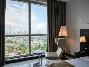 Orion City Hotel