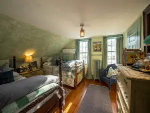 Delightful Water Views and Historic Character - Charming Nautical Retreat