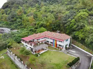 Li Wu Zuo Cun B & B