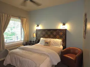The Copperhead Lodge