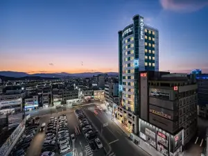 Gangneung Tourist Hotel