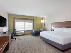 Holiday Inn Express & Suites Moses Lake