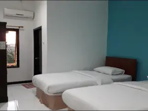 RedDoorz at Hotel Rumberpon Sorong