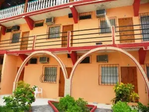 Hotel Torola Bay View