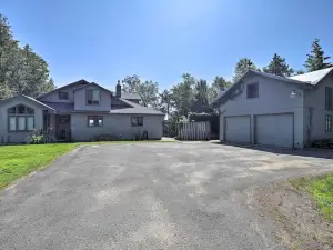 Plattsburgh Home w/ Deck on Lake Champlain