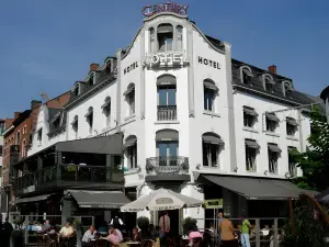 Hotel the Century